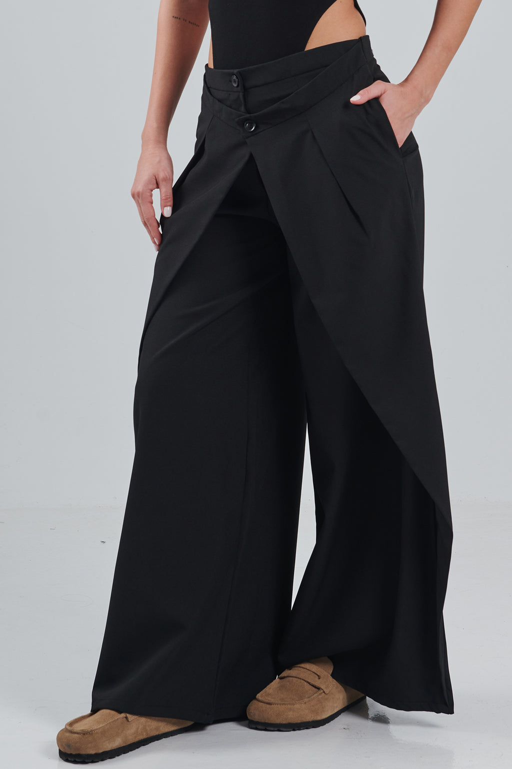 LAYERED WAIST PANTS
