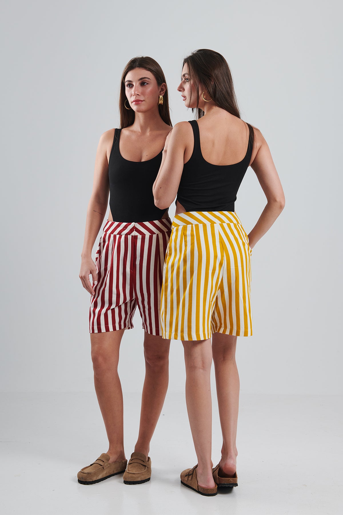 CLASSIC LINES SHORTS
